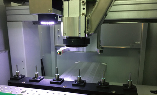 Precisión que corta Depanelizer de la calibración de la posición de Genitec del separador off-line del PWB del PWB alta para SMT GAM310A